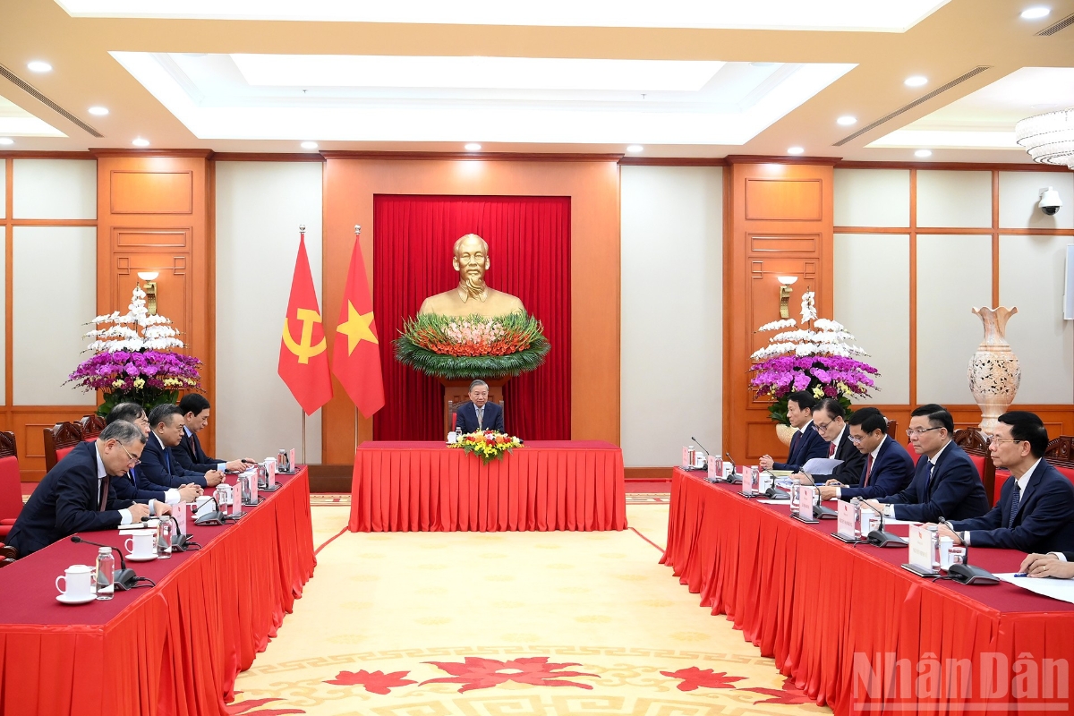 Tổng Bí thư Tô Lâm điện đàm với lãnh đạo Singapore và Hàn Quốc